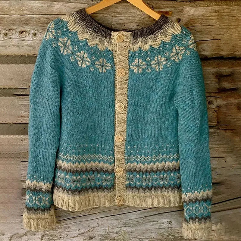Paxtoniella | Timeless Icelandic Cardigan